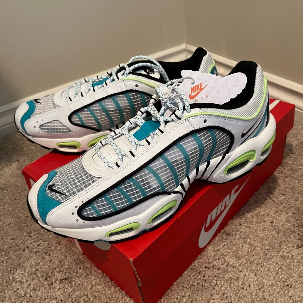 Nike Air Max Tailwind IV SE